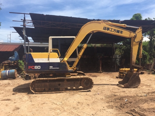 ขายรถแบคโฮ KOMATSU PC60-6 แอร์ไฟฟ้า เอกสารพร้อม สวยมาก สนใจโทร 081-970-1072