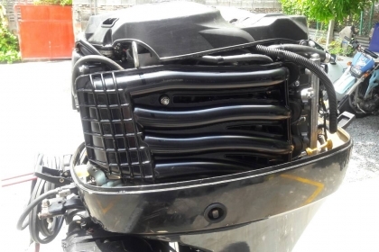 ขาย เครื่องเรือsuzuki 70 แรง 4  จังหวะ เก่าญี่ปุ่น เครื่องติดเดินดี ราคา 98,000