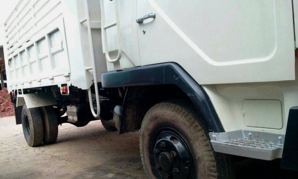 รถบรรทุก ISUZU ดั๊ม ติดเครน 3 ตัน รถบรรทุก ISUZU ดั๊ม ติดเครน 3 ตัน