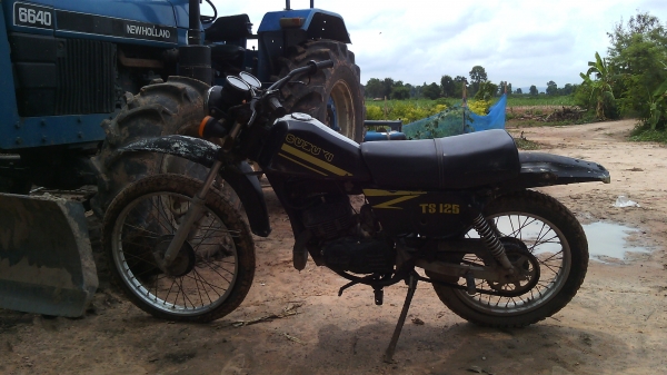 SUSUKI TS125 รถพ่อฝากขาย