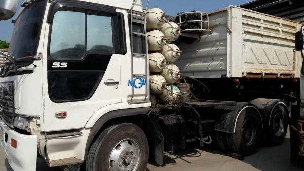 รถบรรทุก 6 ล้อ 10 ล้อ ติดเครนใหม่เก่า มือสอง เงินสด เงินผ่อน