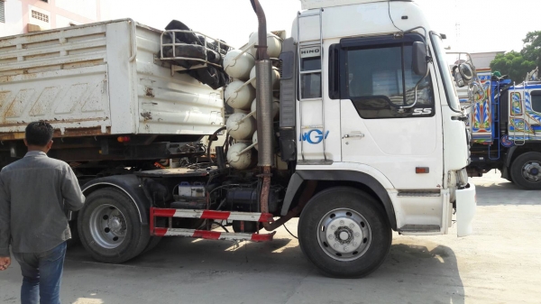 รถบรรทุก 6 ล้อ 10 ล้อ ติดเครนใหม่เก่า มือสอง เงินสด เงินผ่อน