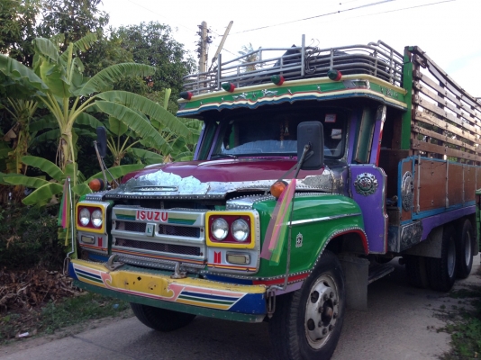 หน้ายาว เพลาเดียว  165 แรง พวงมาลัยเพาเวอร์  ราคา  210,000 บาท