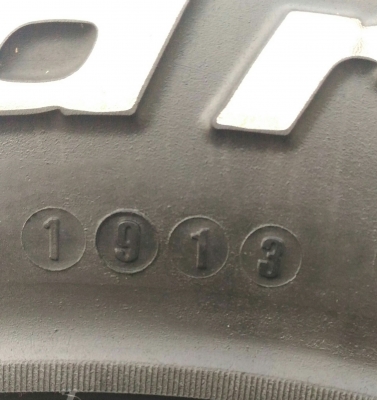 ขาย ยาง BF All 31x10.5 R 15 สวยๆ