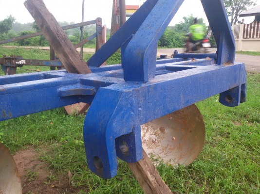 ผานชักร่อง