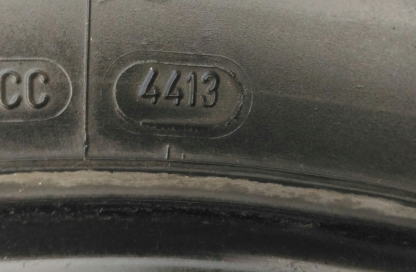 ขาย ยาง MICKEY THOMPSON 265/75/16 USA สวยๆ