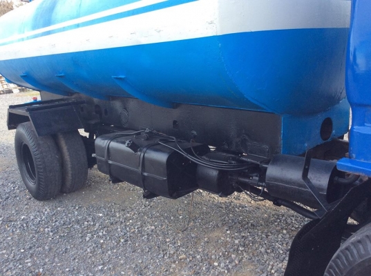 รถบรรรทุกน้ำ 6 ล้อ TOYOTA ถังบรรจุ 6,000 ลิตร