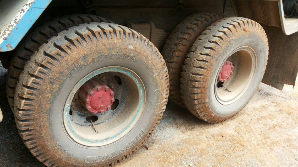 Hino mags 220  มีระบบลากพ่วง