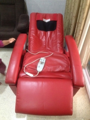 เก้าอีนวดไฟฟ้า NATIONAL มือสองญี่ปุ่นสภาพสวยๆใช้ไฟ100v มีหม้อเเปลงให้ครบ เก้าอีนวดไฟฟ้า NATIONAL มือสองญี่ปุ่นสภาพสวยๆใช้ไฟ100v มีหม้อเเปลงให้ครบ