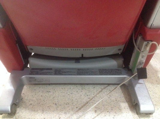 เก้าอีนวดไฟฟ้า NATIONAL มือสองญี่ปุ่นสภาพสวยๆใช้ไฟ100v มีหม้อเเปลงให้ครบ เก้าอีนวดไฟฟ้า NATIONAL มือสองญี่ปุ่นสภาพสวยๆใช้ไฟ100v มีหม้อเเปลงให้ครบ