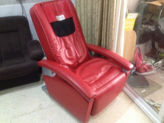 เก้าอีนวดไฟฟ้า NATIONAL มือสองญี่ปุ่นสภาพสวยๆใช้ไฟ100v มีหม้อเเปลงให้ครบ เก้าอีนวดไฟฟ้า NATIONAL มือสองญี่ปุ่นสภาพสวยๆใช้ไฟ100v มีหม้อเเปลงให้ครบ