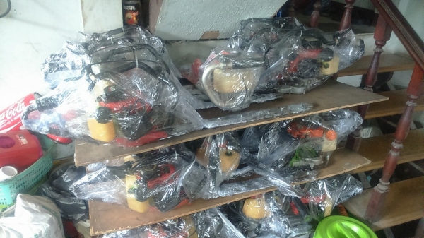 ขายตัดกิ่งเก่าญี่ปุ่นพร้อมใช้ 3,500บาท0835662999 LineID : hs4trp