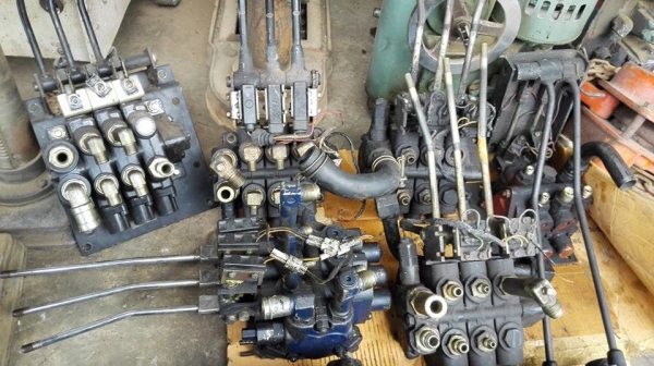 ** เหลือ 1 ตัว ** ขายคอนโทรล 3 แกน Diesel KIKI Made in JAPAN สดนอกลงตู้แน่นทุกตัวมาเลือกมาเทสก่อนได้ครับ!!