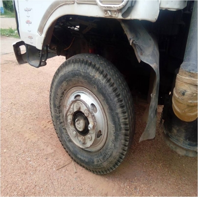 ขาย10ล้อ2เพลา  นิสสันยูดี  พร้อมบาร์วิ่งอ้อย