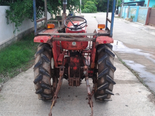 รถไถอีเซกิ17แรงใว้เข้าไร่เข้าสวนสบายเลยคับโนแบต