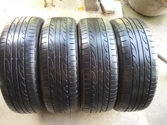 ยางDUNLOP รุ่น LM704 215 60R16ลงพื้นปลายปี2015สภาพสวยมาก ดอกเยอะมากๆ คุ้มสุดไม่แพง ยางDUNLOP รุ่น LM704 215 60R16ลงพื้นปลายปี2015สภาพสวยมาก ดอกเยอะมากๆ คุ้มสุดไม่แพง