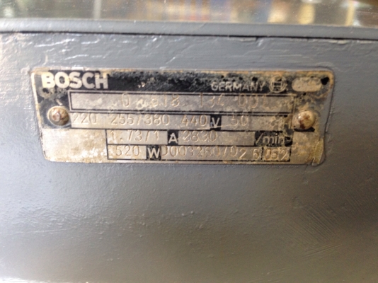 ขายมอเตอร์สั่น-เขย่า Bosch 3/4HP. 380V สภาพสวย สั่นแรง พร้อมใช้งาน ขายมอเตอร์สั่น-เขย่า Bosch 3/4HP. 380V สภาพสวย สั่นแรง พร้อมใช้งาน