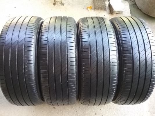 ยางMICHELIN รุ่น PRIMACY 3 ST. 205 55R16 ปี2015 สภาพสวยมากๆ ดอกเต็มๆคุ้มสุดๆใช้นานไม่แพง