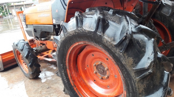 ขาย L4508 โทร 0819741219 รถอยู่อำเภอศรีธาตุ