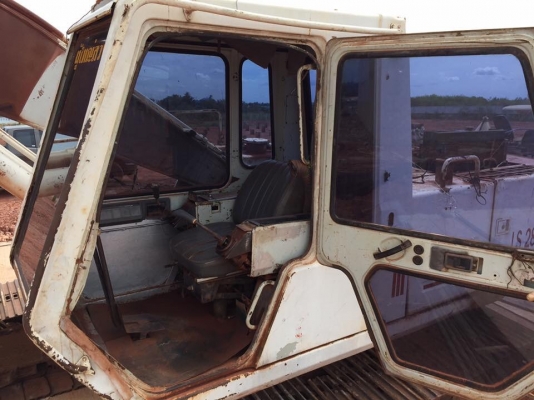 ขายรถแบคโฮ SUMITOMO F2 200