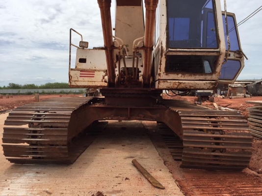 ขายรถแบคโฮ SUMITOMO F2 200