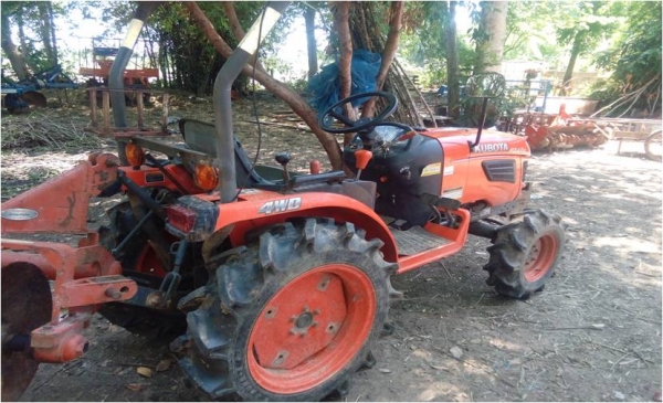 ขายครับ B2420 สภาพนางฟ้า พร้อมเล่มทะเบียนและชุดโอน