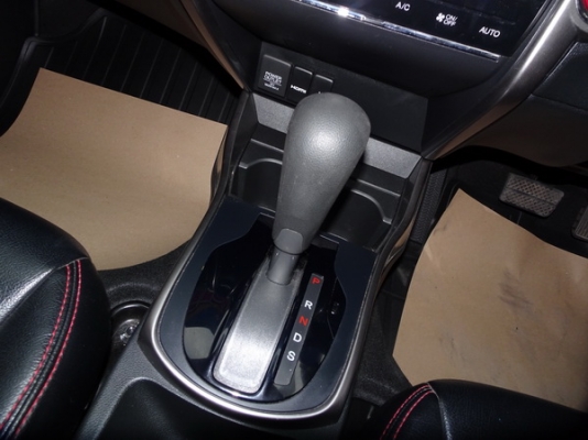 HONDA CITY 1.5SV AT ปี2015