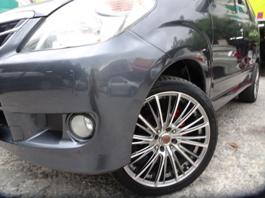 TOYOTA AVANZA 1.5E MT ปี 2013