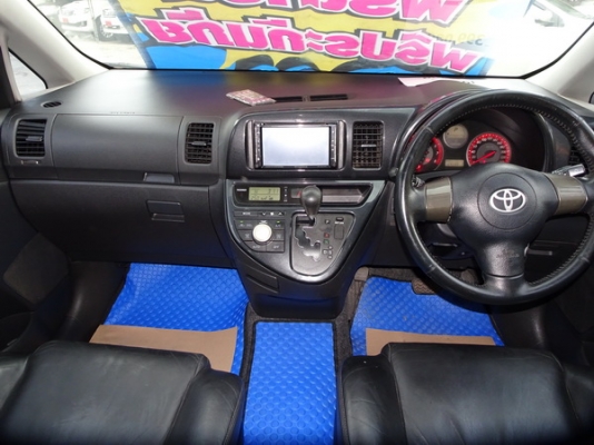 TOYOTA WISH 2.0 Q ปี 2006
