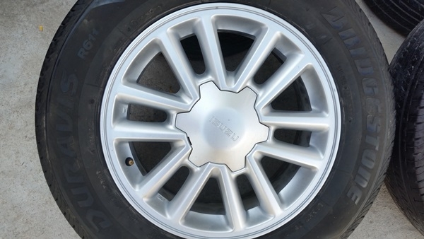 ขายล้อIsuzu All New 16 ยาง215/65/16 ปี 14 4 ล้อ