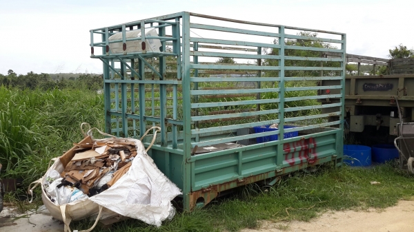 กระบะเหล็ก