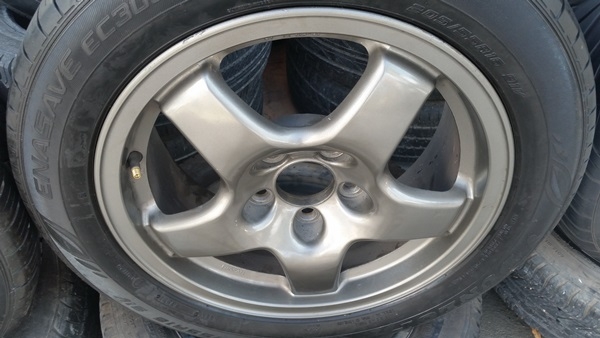 ขายล้อ GTS R32 กว้าง6.5 ET40 ยางปี14 2 ล้อ ขายล้อ GTS R32 กว้าง6.5 ET40 ยางปี14 2 ล้อ