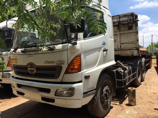 รถฮีโน่ 10 ล้อ หัวลาก 260 แรงม้า. ปี 46 - 47. , ( ขาย แม่ , ลูก. ) , ( มี ขาย 2 คัน. )     สนใจติดต่อ  081 - 6079515