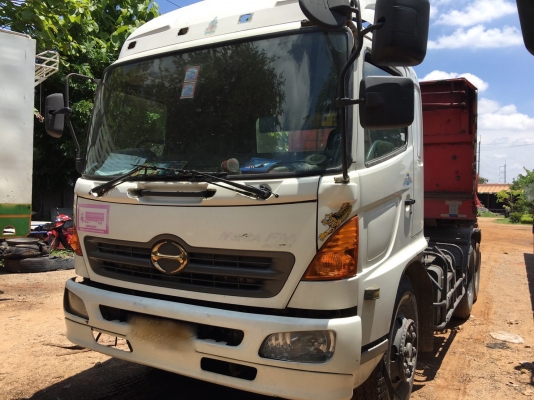 รถฮีโน่ 10 ล้อ หัวลาก 260 แรงม้า. ปี 46 - 47. , ( ขาย แม่ , ลูก. ) , ( มี ขาย 2 คัน. )     สนใจติดต่อ  081 - 6079515