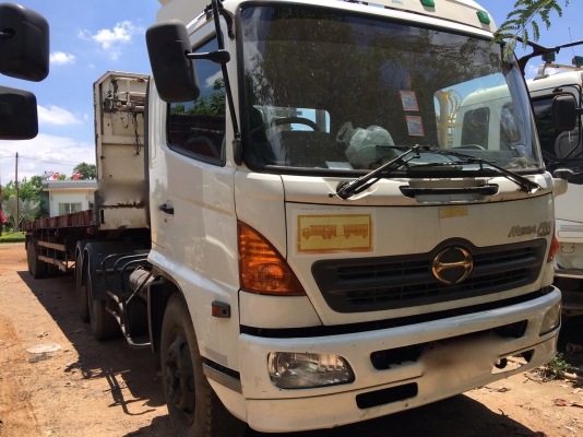 รถฮีโน่ 10 ล้อ หัวลาก 260 แรงม้า. ปี 46 - 47. , ( ขาย แม่ , ลูก. ) , ( มี ขาย 2 คัน. )     สนใจติดต่อ  081 - 6079515