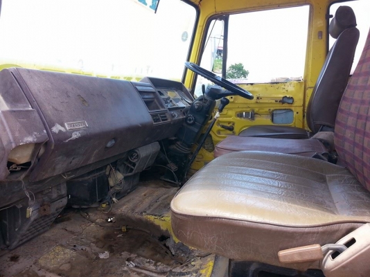 ขายรถโม่ปูน โม่3คิว เครื่อง185แรง HO7C เครื่องดีมาก โม่ตรง ยางดี6เส้น สภาพพร้อมใช้งาน เอกสารใบซื้อขาย สนใจโทร 090-8588220คุณนะ 093-3258446คุณบิว หรือเข้าดูสินค้าอื่นๆได้ที่ www.narong2truck.com หรือ www.truck.in.th/498 หรือเพจFacebook ณรงค์ ซื้อขายรถมือสอ