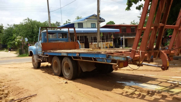 ขาย 250,000 เทรนเลอร์10ล้อเครื่องอีซุ175แรง ภาษีเต็มเล่มพร้อมโอน ขาย 250,000 เทรนเลอร์10ล้อเครื่องอีซุ175แรง ภาษีเต็มเล่มพร้อมโอน