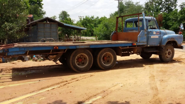 ขาย 250,000 เทรนเลอร์10ล้อเครื่องอีซุ175แรง ภาษีเต็มเล่มพร้อมโอน ขาย 250,000 เทรนเลอร์10ล้อเครื่องอีซุ175แรง ภาษีเต็มเล่มพร้อมโอน