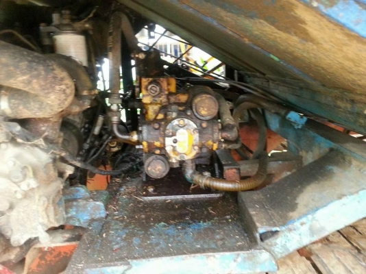 ขายรถเกี่ยวข้าว ไทยเจริญ อุ้ม2.5ตัน เครื่อง195เทอร์โบ ตัวเดิน12 ปั้มไดกิ้น สภาพพร้อมใช้งาน สนใจโทร 090-8588220คุณนะ 093-3258446คุณบิว หรือเข้าดูสินค้าอื่นๆได้ที่ www.narong2truck.com หรือ www.truck.in.th/498 หรือเพจFacebook ณรงค์ ซื้อขายรถมือสอง (เว็บไซต์