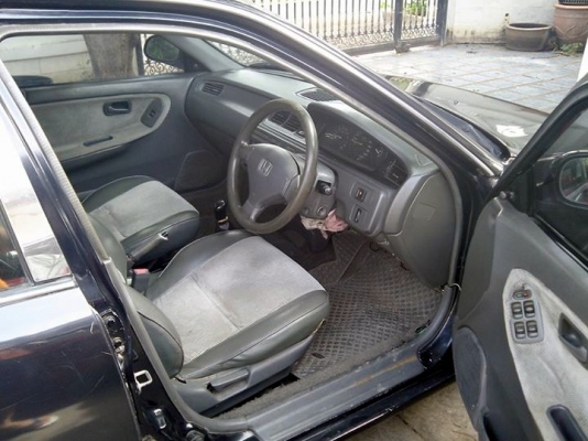 civic4door สีเทาดำ ปี94 civic4door สีเทาดำ ปี94