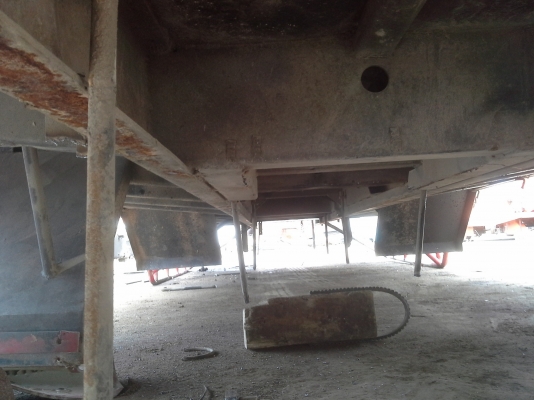 ขายกระบะ10ล้อพื้นเรียบยาว6.30