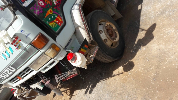 จองแล้วครับ อีซูชุ ร็อค FVZ195โบว์อินเตอร์ เกียร์ฟูลเลอร์ 2เพาใหญ่ ช่วงล่างเดก้า ดั้มกะบะมีเนียม สภาพดีสวยเดิมๆพร้อมใช้ ทะเบียนพร้อมโอน