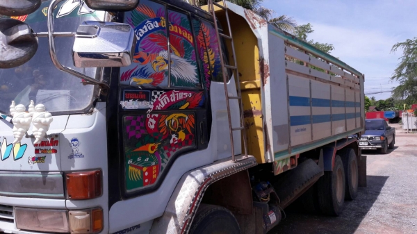 จองแล้วครับ อีซูชุ ร็อค FVZ195โบว์อินเตอร์ เกียร์ฟูลเลอร์ 2เพาใหญ่ ช่วงล่างเดก้า ดั้มกะบะมีเนียม สภาพดีสวยเดิมๆพร้อมใช้ ทะเบียนพร้อมโอน