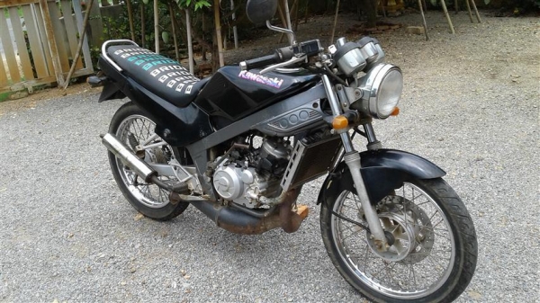 ขาย วิคเตอร์ทะเบียนพร้อมโอนภาษีขาดเครื่องดีเหมาะสำหรับสาวกคาวา ราคาเบาๆ 8900 บาท ขาย วิคเตอร์ทะเบียนพร้อมโอนภาษีขาดเครื่องดีเหมาะสำหรับสาวกคาวา ราคาเบาๆ 8900 บาท