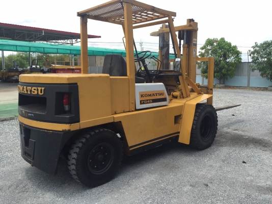 รถฟอร์คลิฟต์ KOMATSUรุ่นFDFD45-4 นำเข้าญี่ปุ่นไม่เคยใช้งานในไทย ยกได้4.5ตัน เสาสูง3เมตร เกียร์ออโต้เครื่องดีเซลKOMATSU6สูบ งายาว2.10เมตร สภาพดีพร้อมใช้งาน รถฟอร์คลิฟต์ KOMATSUรุ่นFDFD45-4 นำเข้าญี่ปุ่นไม่เคยใช้งานในไทย ยกได้4.5ตัน เสาสูง3เมตร เกียร์ออโต้เครื่องดีเซลKOMATSU6สูบ งายาว2.10เมตร สภาพดีพร้อมใช้งาน