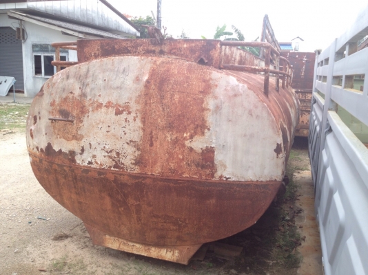 ขายแท็งค์นำ้ หกล้อใหญ่