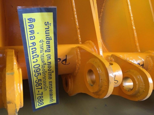 บุ้งกี๋ใหม่ KOMATSU PC20 PC30 ปากแคบ บุ้งกี๋พร้อมปีกแก้ม พร้อมฟัน  บุ้งกี๋รถแบคโฮทุกรุ่น มีของพร้อมส่ง