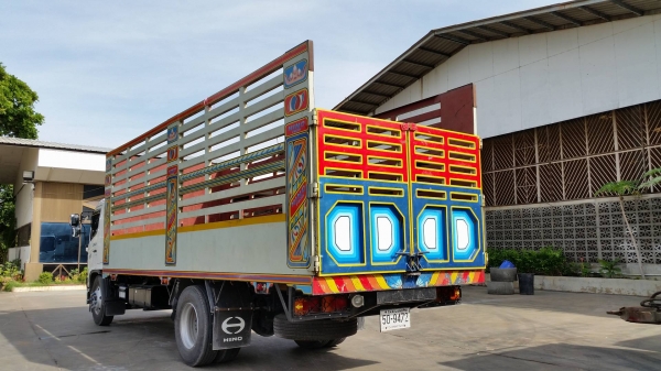 HINO FG8J 6ล้อ ปี57 วิ่ง 5พันโล HINO FG8J 6ล้อ ปี57 วิ่ง 5พันโล