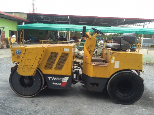 ขายรถบด5ตันSAKAIรุ่นTW500หน้าเหล็กหลังยาง4เส้นนำเข้าญี่ปุ่น ไม่เคยใช้งานในไทย ขับ2เพลา สภาพดีพร้อมใช้งาน มีให้เลือกหลายคันหลายขนาด