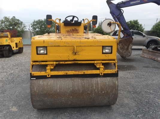 ขายรถบด5ตันSAKAIรุ่นTW500หน้าเหล็กหลังยาง4เส้นนำเข้าญี่ปุ่น ไม่เคยใช้งานในไทย ขับ2เพลา สภาพดีพร้อมใช้งาน มีให้เลือกหลายคันหลายขนาด